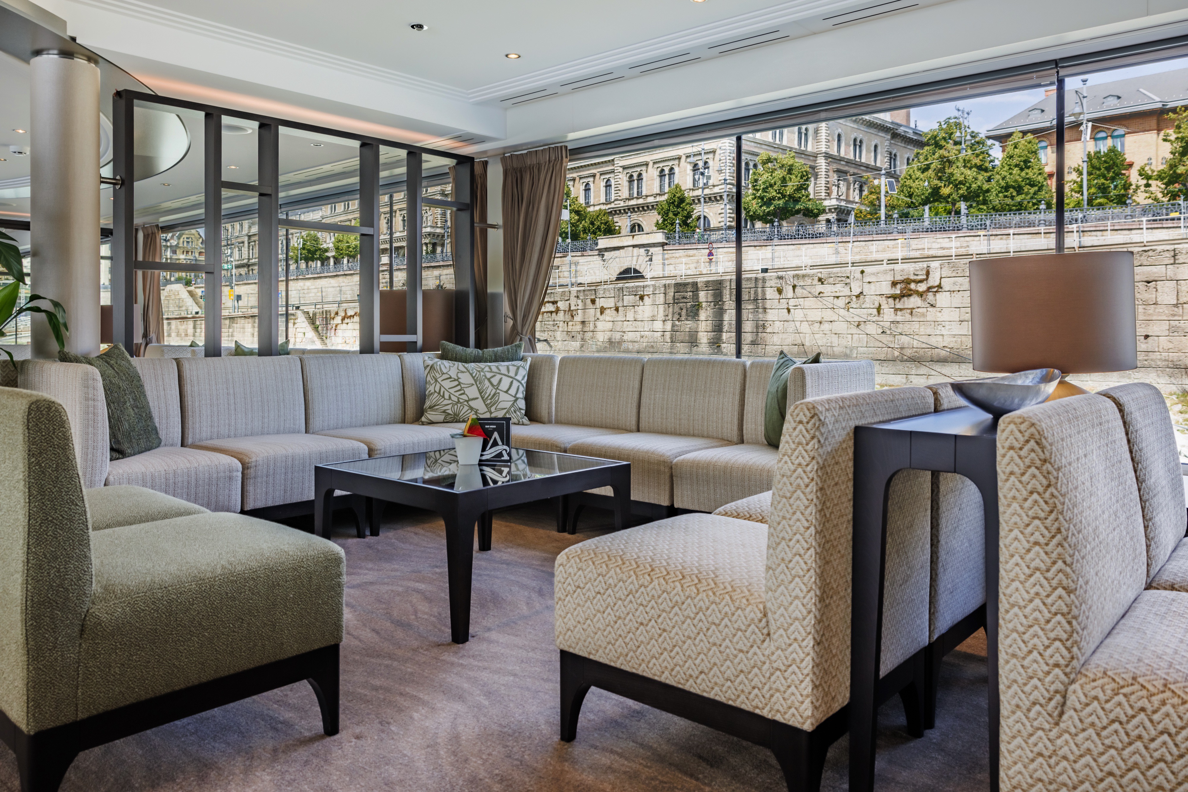 Avalon Impression - Panorama Lounge